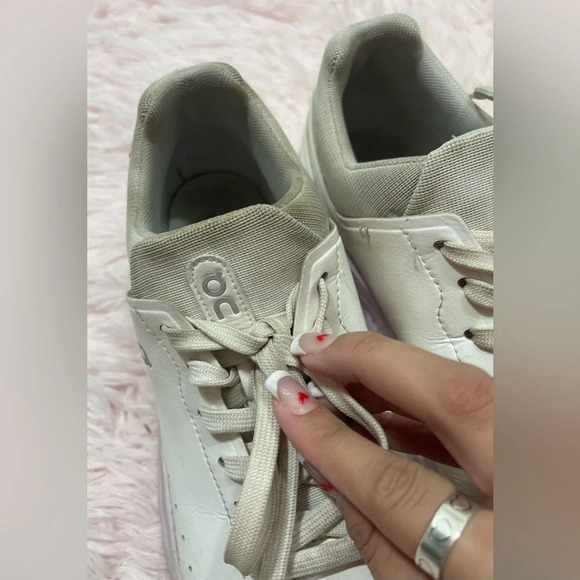 On Cloud The Roger Advantage White Pink CloudTech Lace Up Sneakers Size 9 - Picture 4 of 14